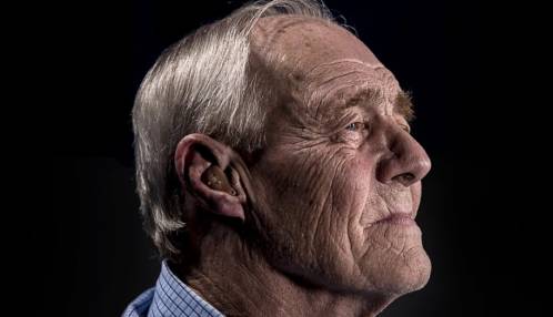 Effect van leeftijd en gehoorverlies op spraak