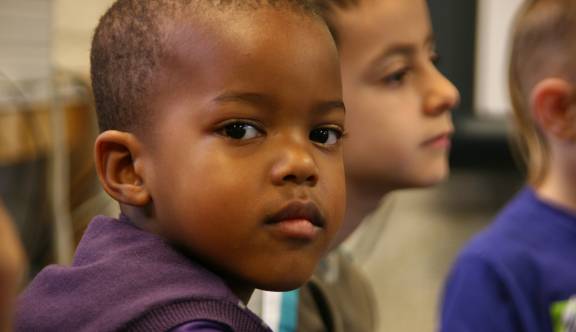 Het ontwarren van tweetaligheid en een primaire taalontwikkelingsstoornis (SLI) is geen makkelijke klus